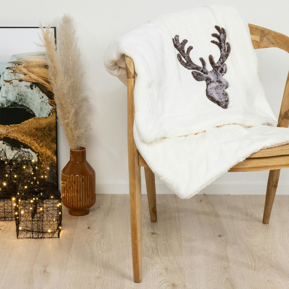 Plaid tout doux avec fausse fourrure et tête de cerf