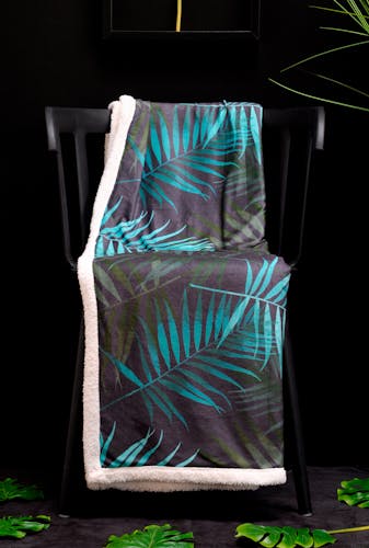 Plaid tropical motif feuille 130 x 150 cm