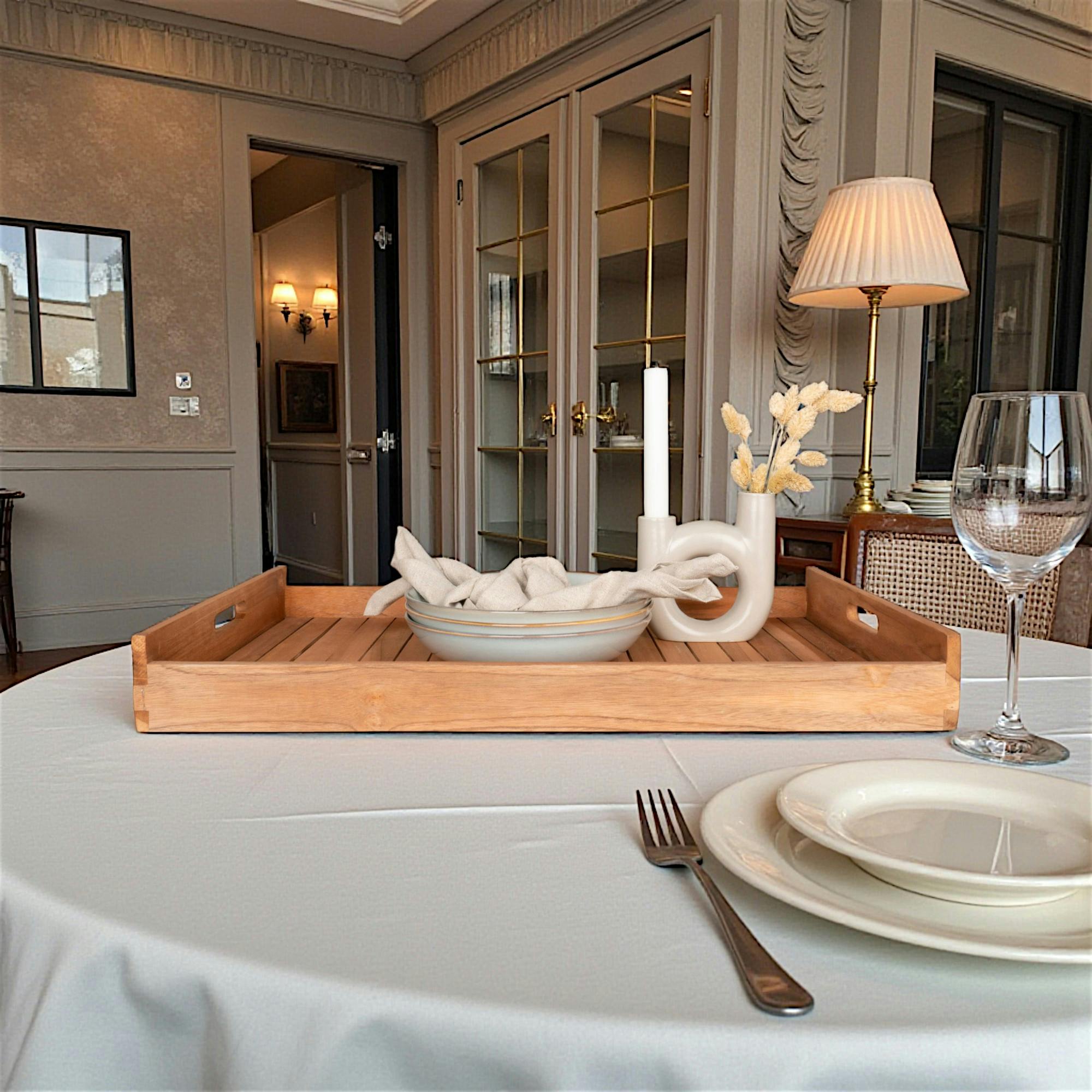 Plateau de service à anses en bois de teck