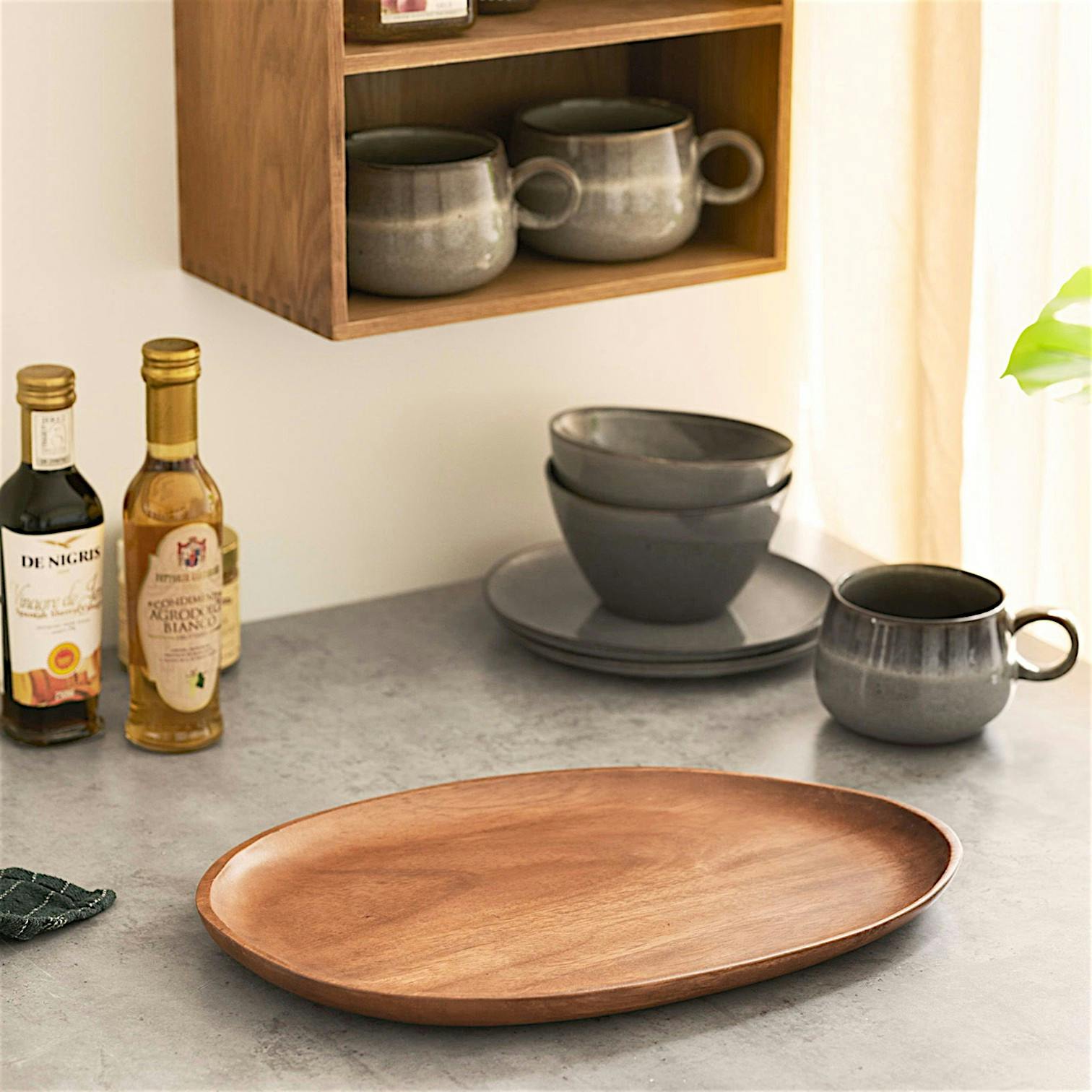 Plateau décoratif bois d'acacia forme organique