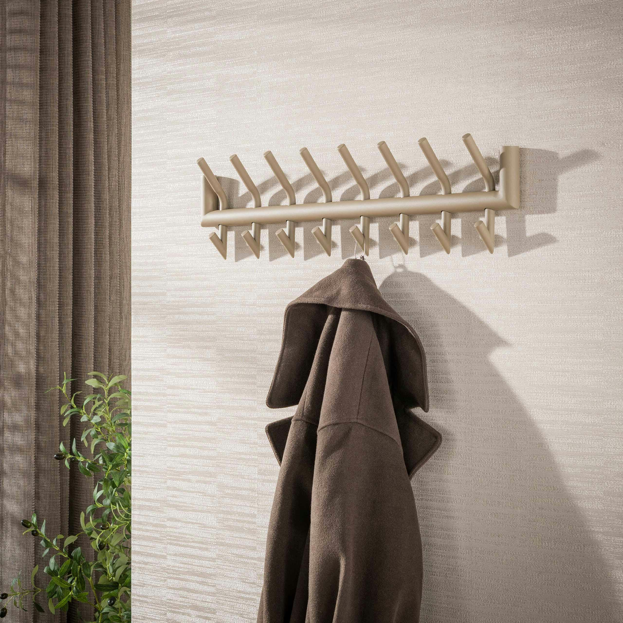 Portemanteau mural en métal beige 16 crochets RALF