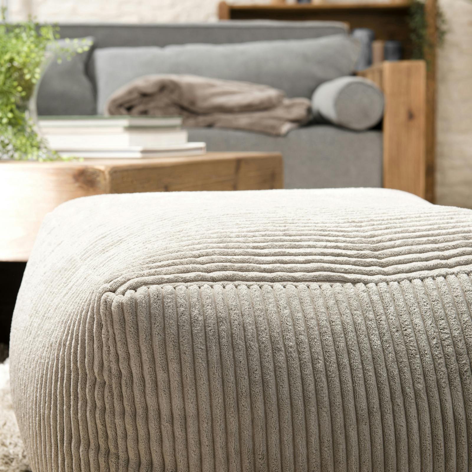 Pouf carré en velours côtelé gris perle TIM