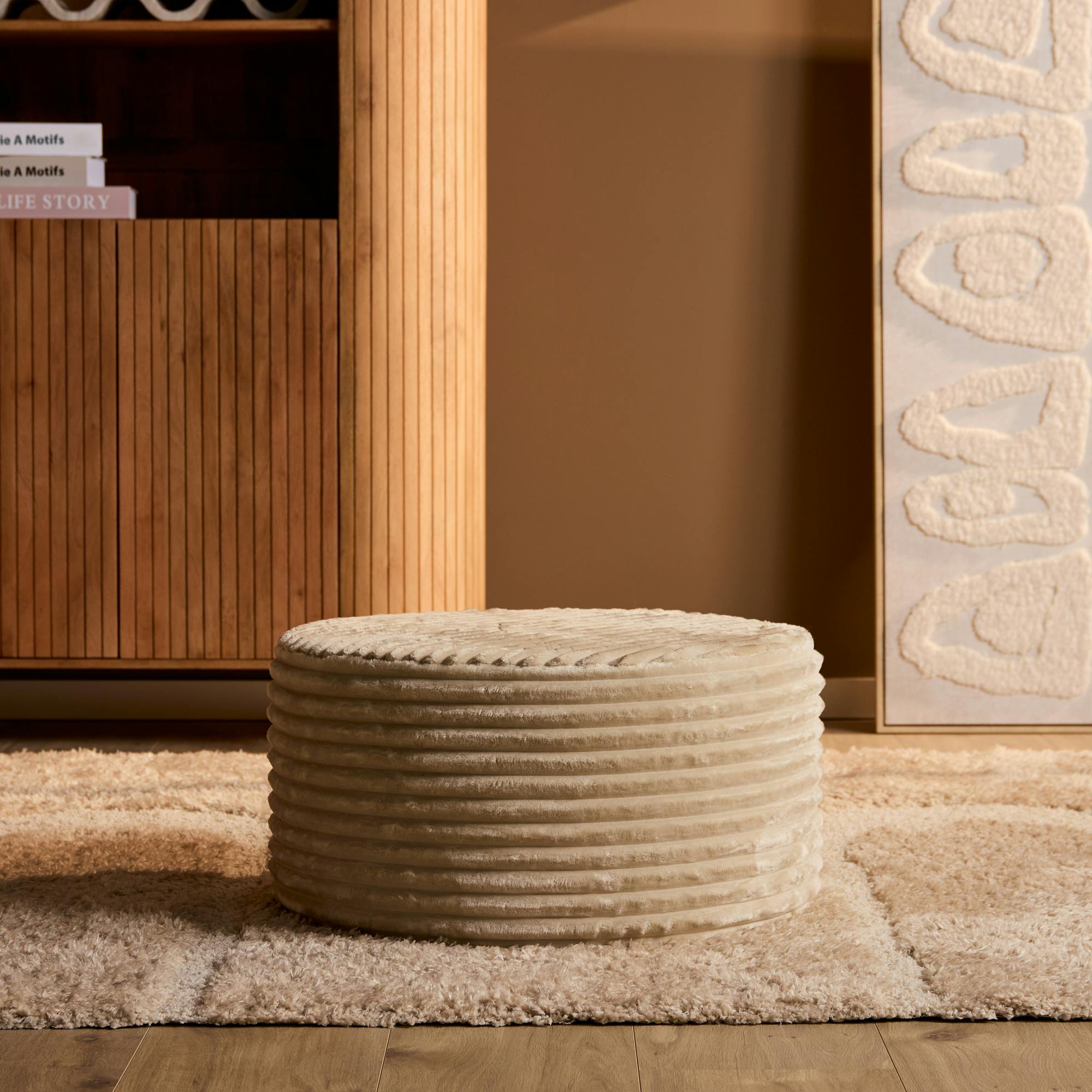 Pouf rond beige en velours côtelé RIVOLI
