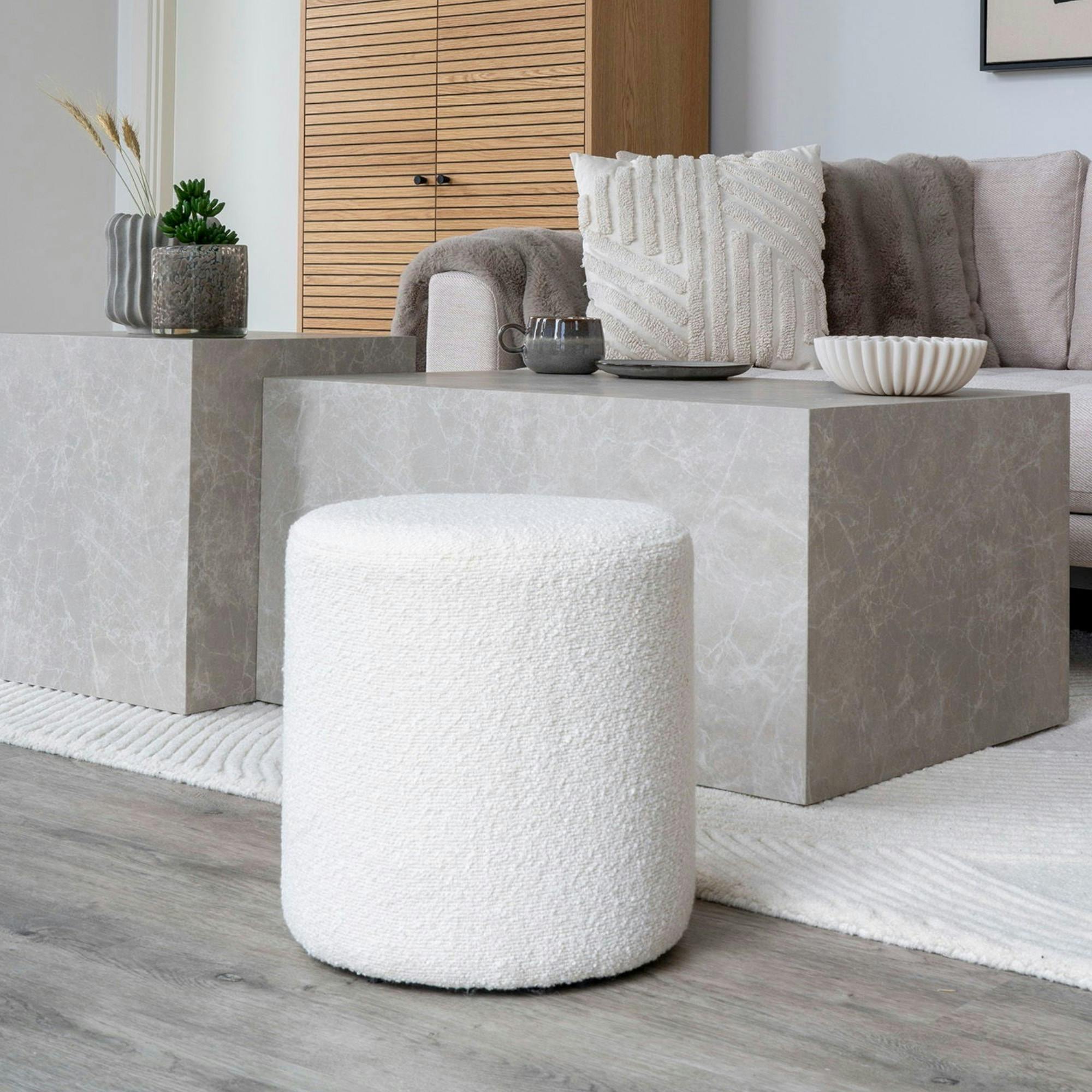 Pouf rond blanc en tissu bouclette BRUGES