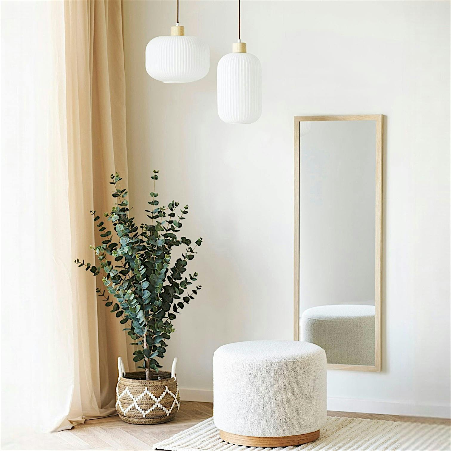 Pouf rond bouclette sable et bois clair BERLIN