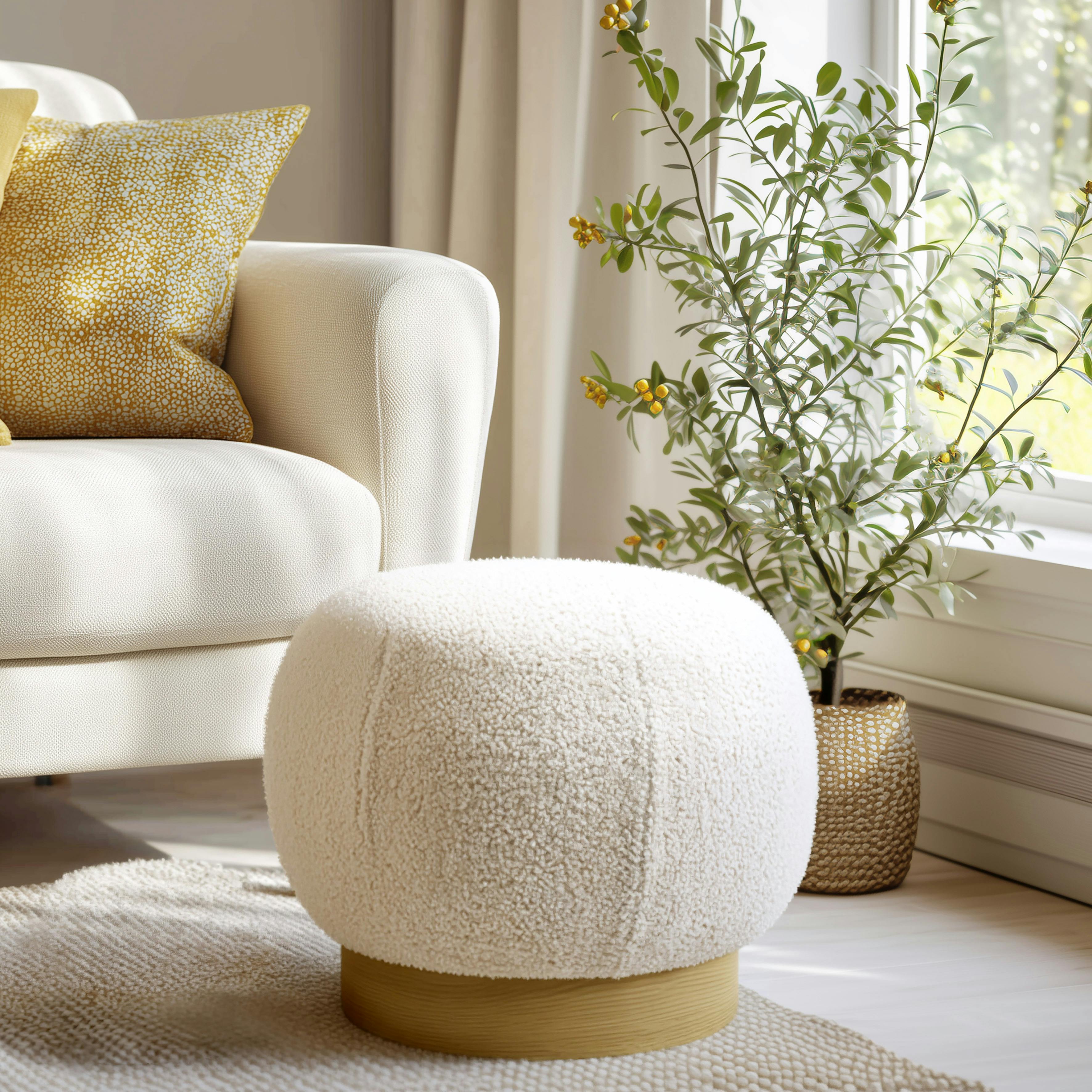 Pouf rond en tissu bouclette blanc CASTILLE