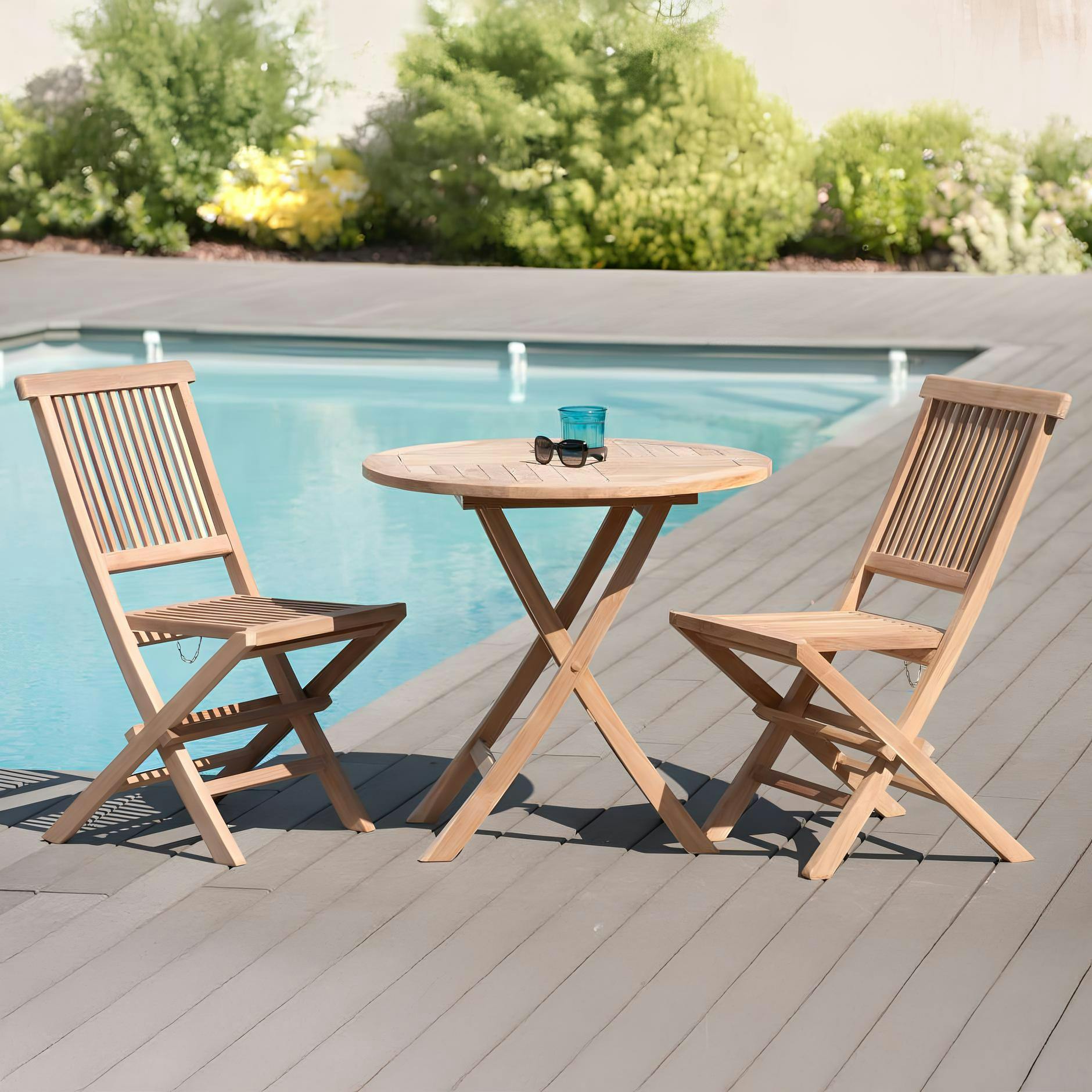 Salon de jardin en teck brut Table ronde pliante 80cm 2 chaises SUMMER