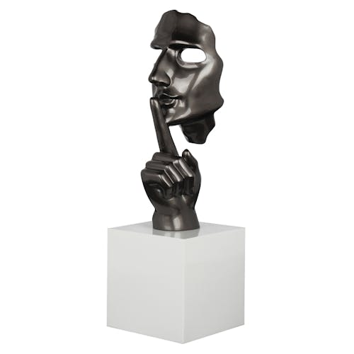 Sculpture "En Secreto" visage et main gris sur socle H57cm