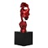 Sculpture "En Secreto" visage et main rouge sur socle H57cm