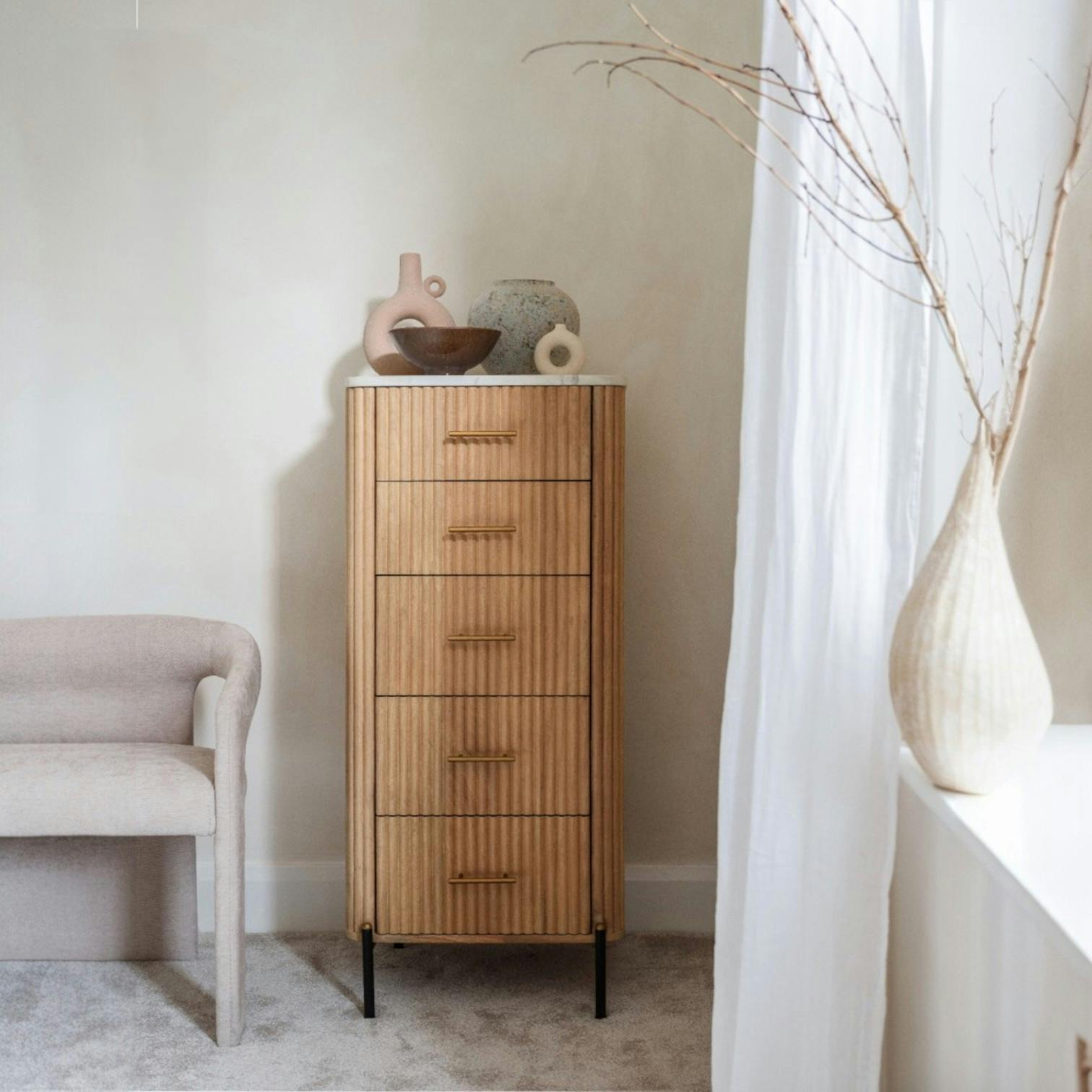 Semainier en bois de manguier et marbre 5 tiroirs MASSA