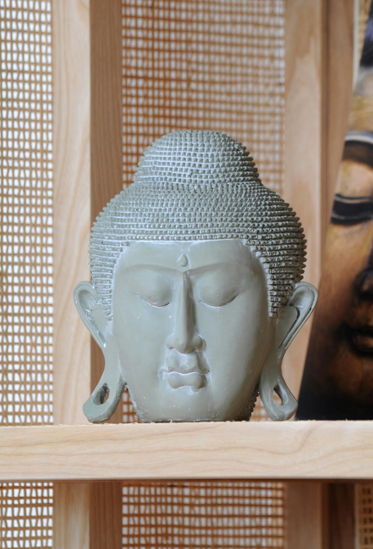 Statuette tête de bouddha grisée