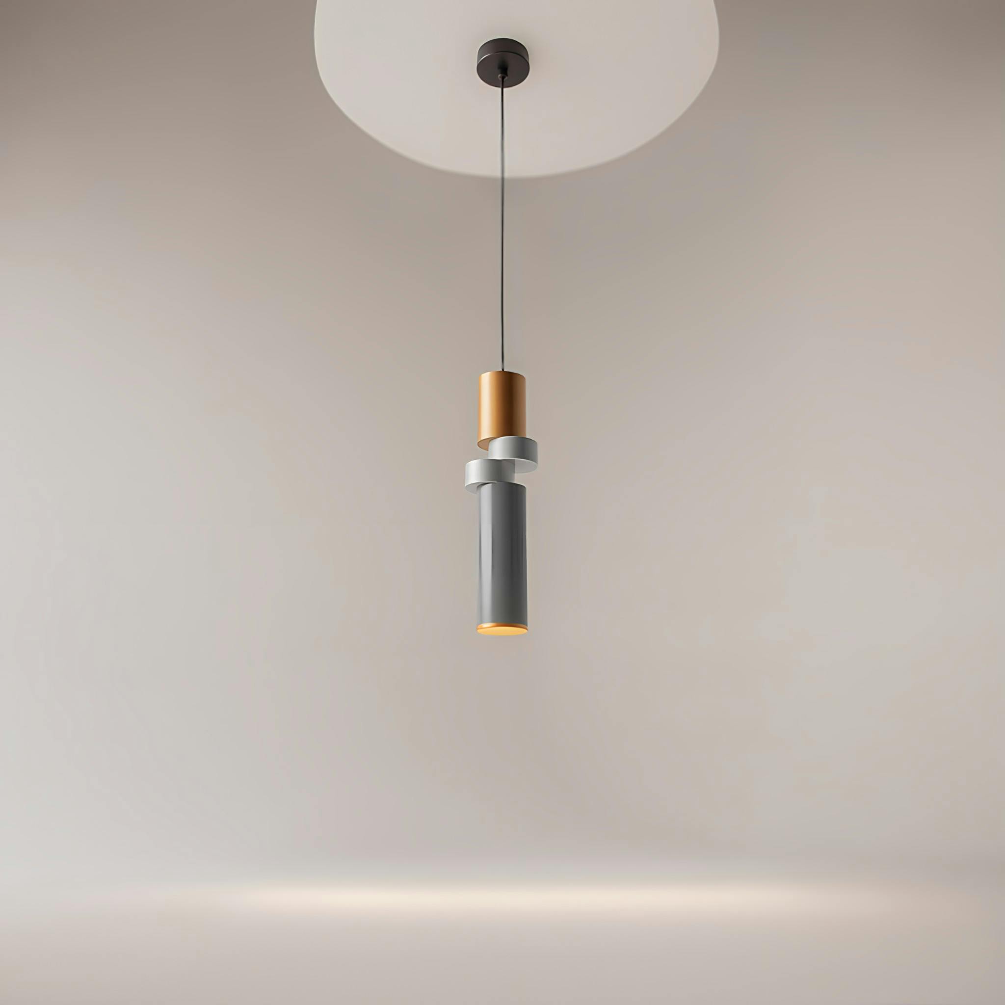 Suspension design grise & or – tige & anneaux gris SOLANA