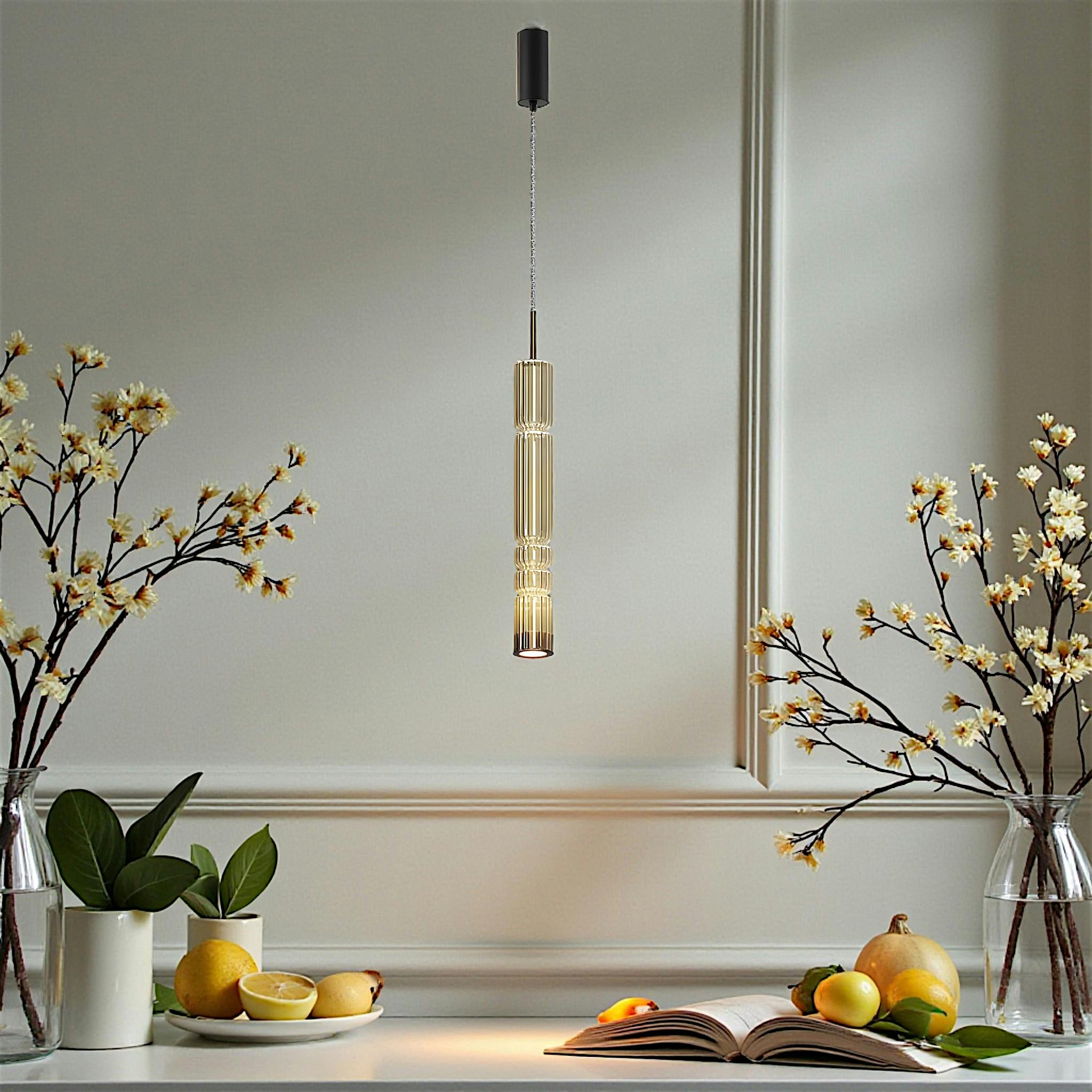 Suspension design LED – abat‑jour verre taillé ambré SOLANA