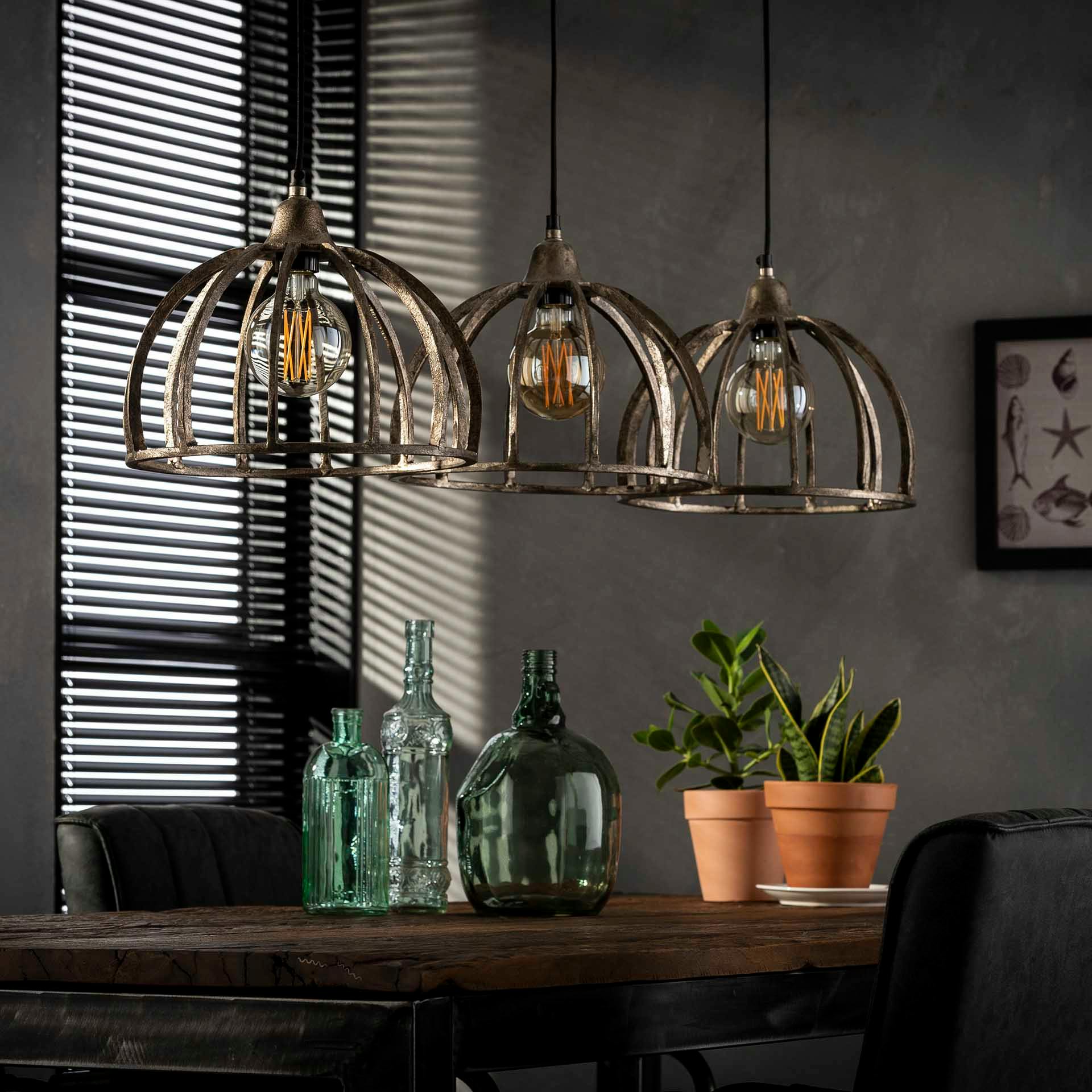 Suspension vintage ajourée métal vieilli 3 lampes TRIBECA
