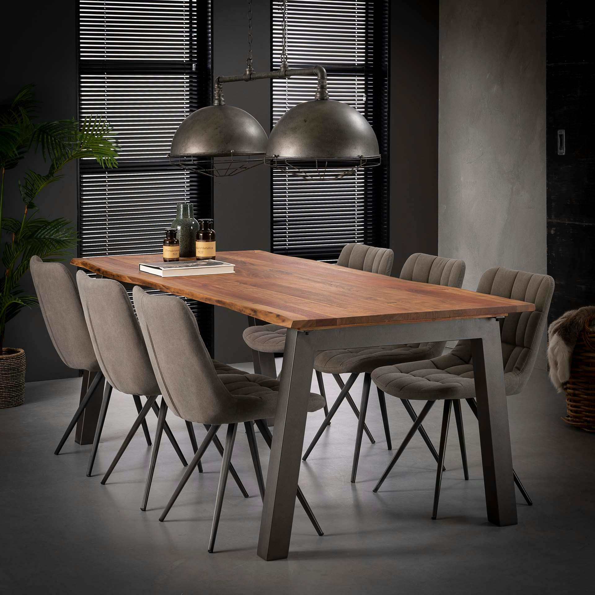 Table de repas rectangulaire bois pieds metal style contemporain