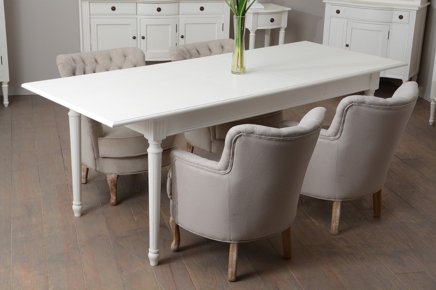 Table de repas extensible en bois blanc de style romantique