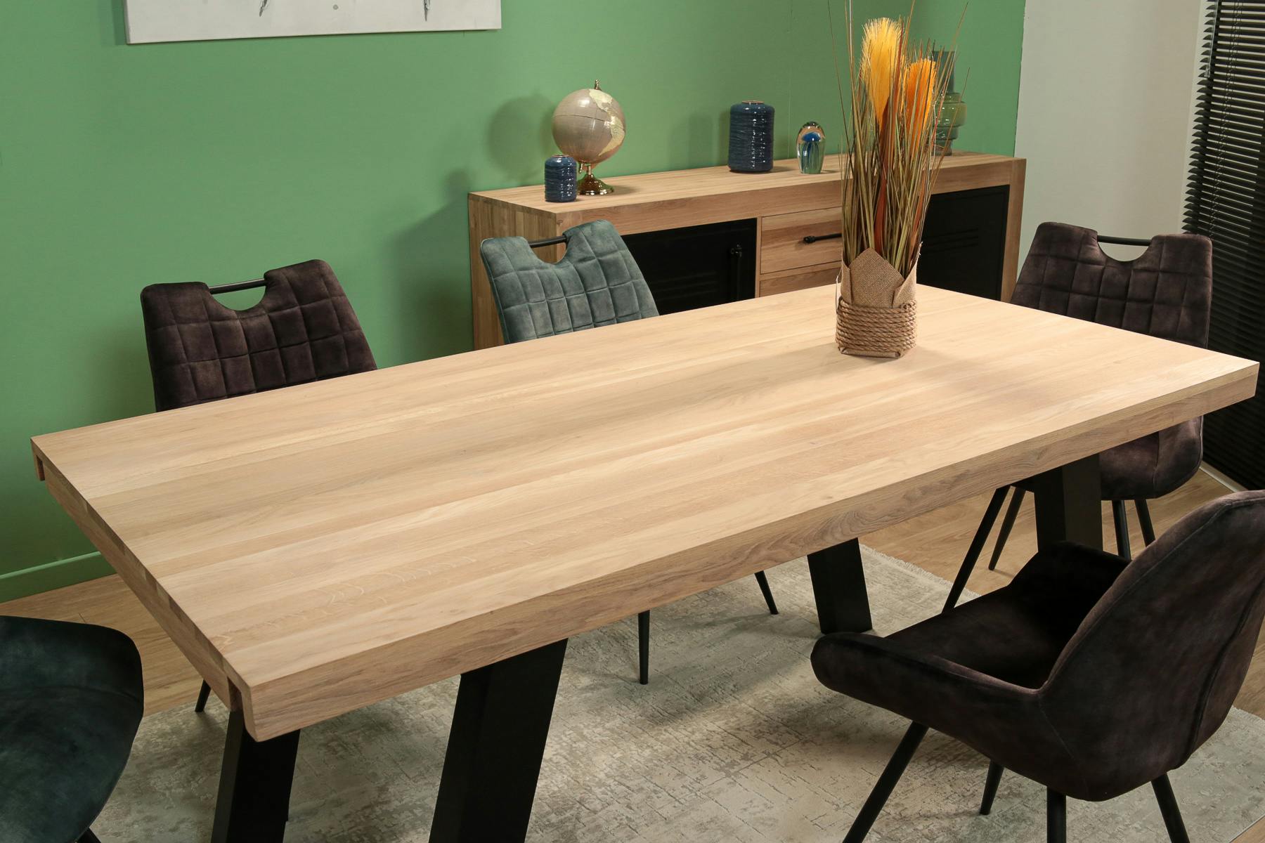 Table à Manger En Chêne Massif Récupéré / Recyclé - Neuf, Fabrication Royaume-Uni