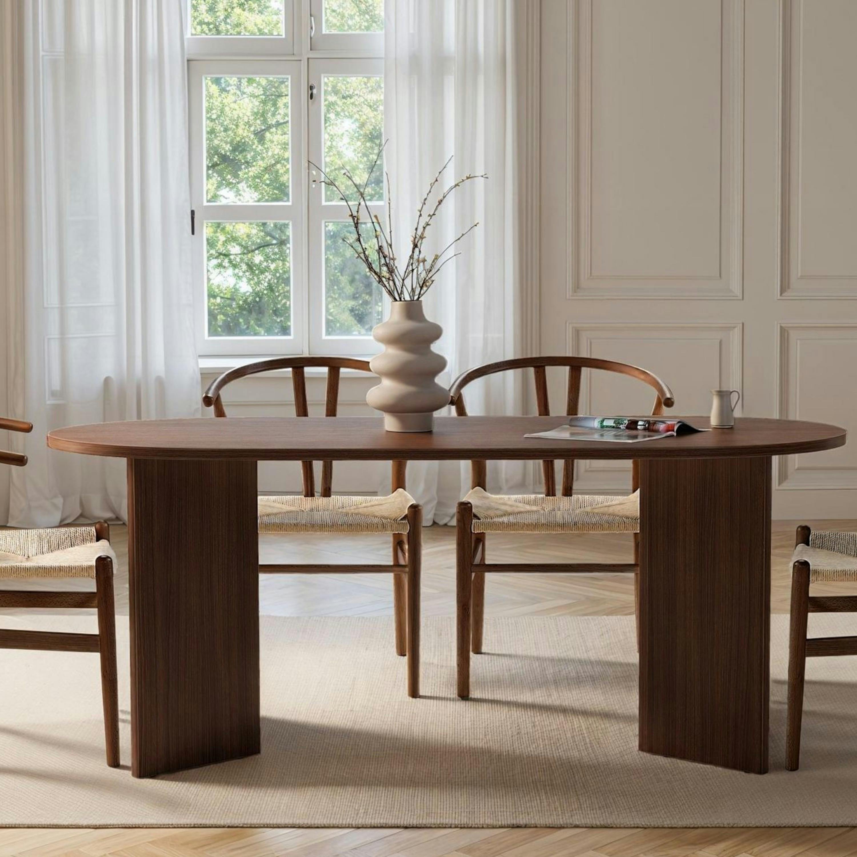 Table à manger moderne effet noyer pieds en V 180 cm MARFA