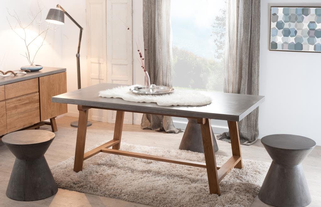 Table de repas rectangulaire en beton et bois style contemporain