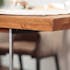 Table de repas en bois massif pieds metal style contemporain