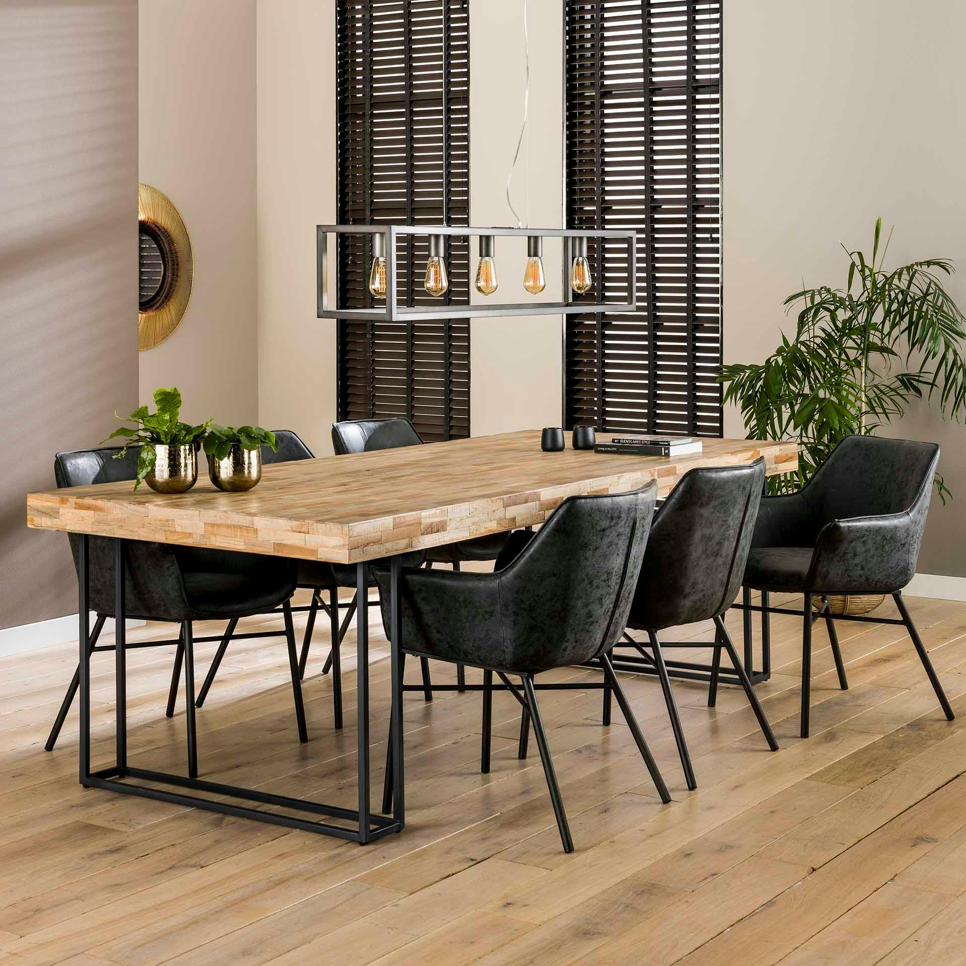 Table de repas bois recycle pieds metal de style contemporain