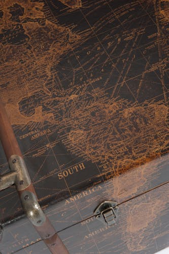 Table basse coffre motif carte du monde - 122x72x42cm