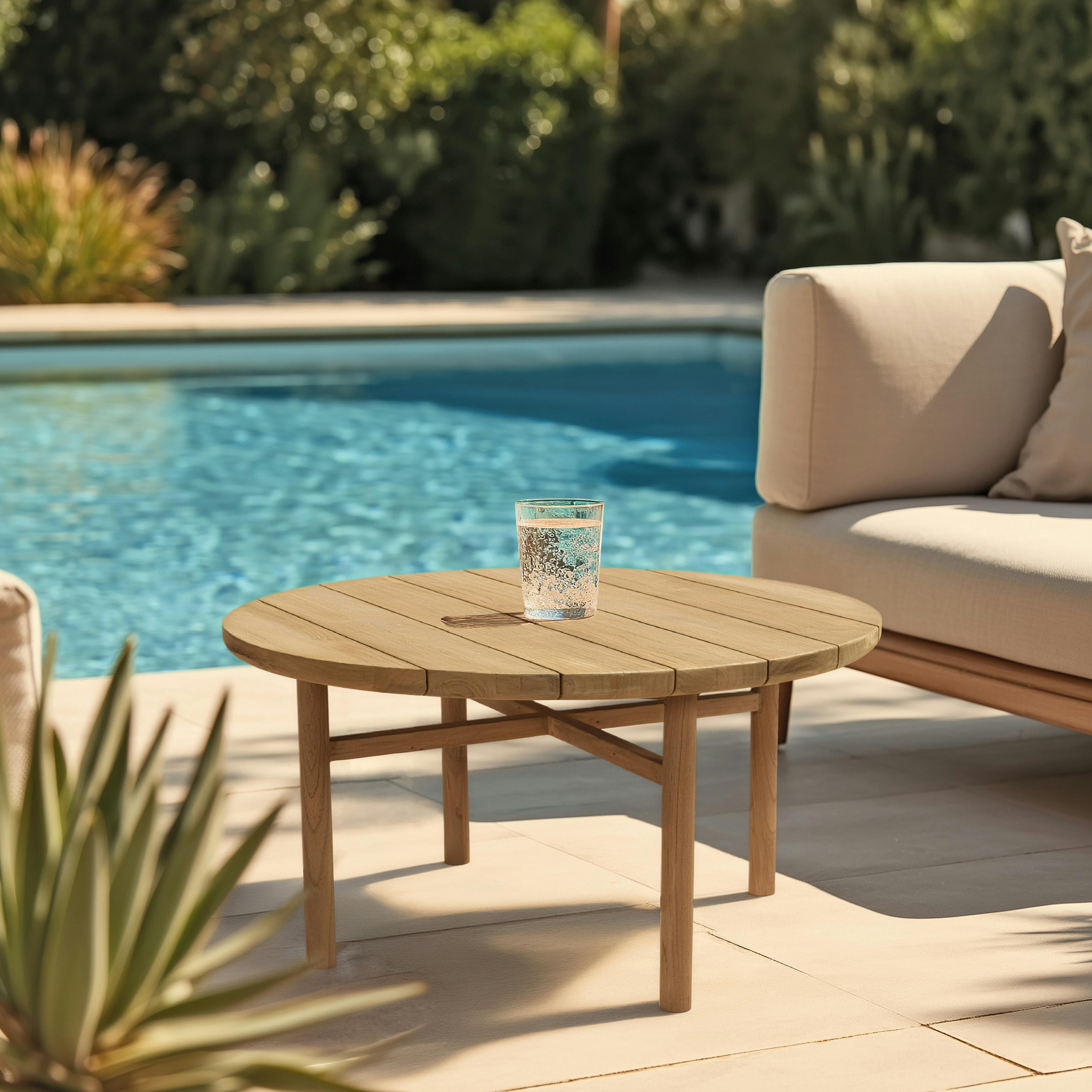 Table basse de jardin ronde en bois de teck recyclé naturel D80 cm SANTO