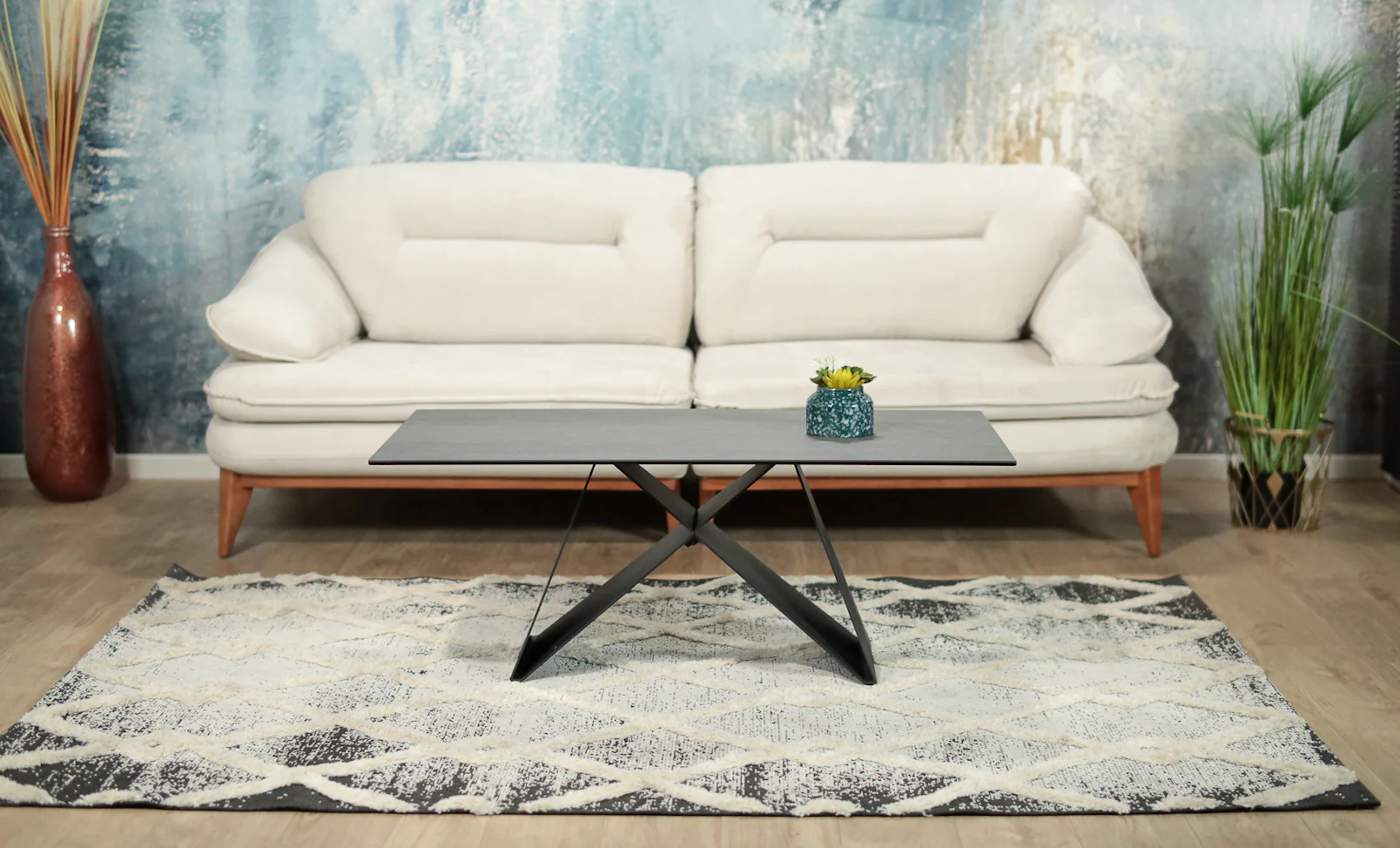 Table basse design en céramique anthracite LOMBARDIE | Tables basses ...