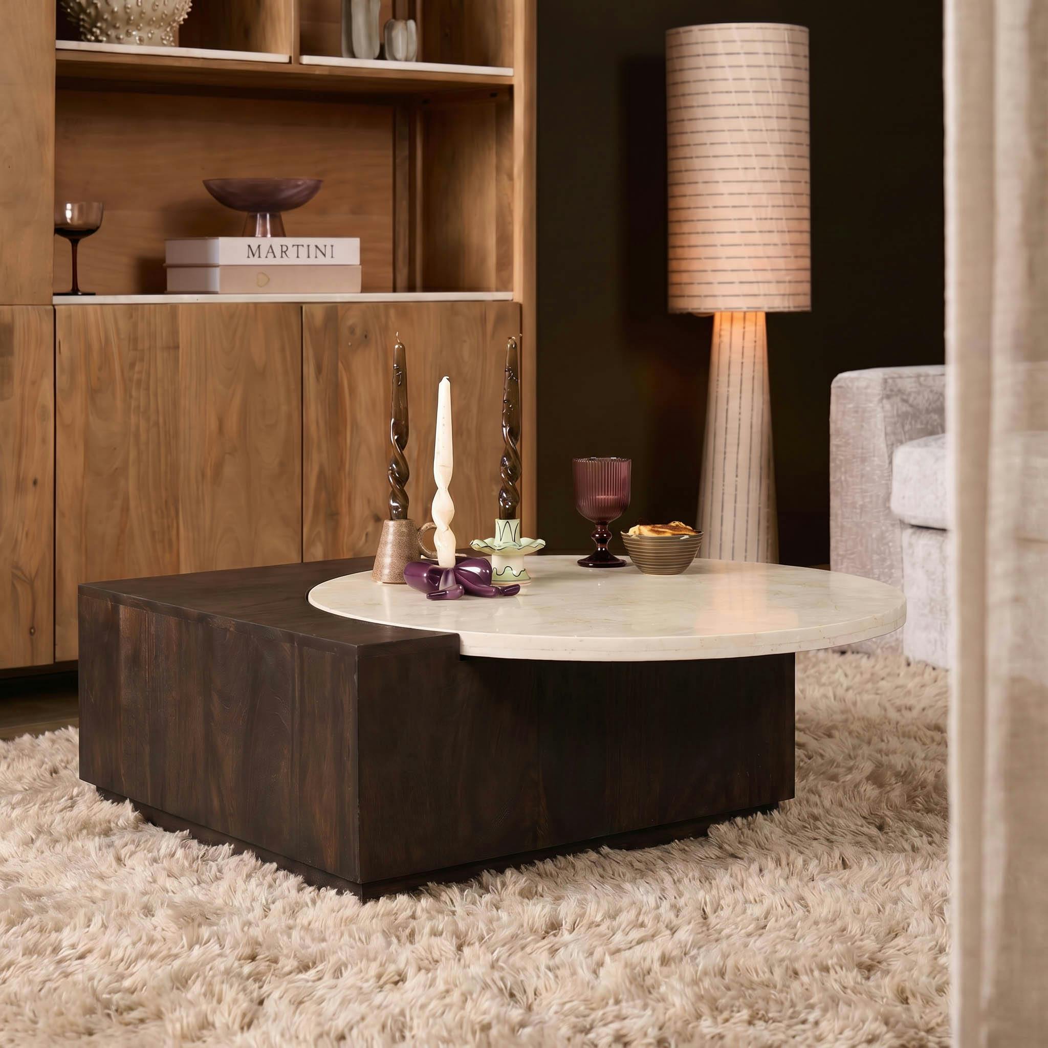 Table basse design travertin et bois de manguier 103 cm DUOMO