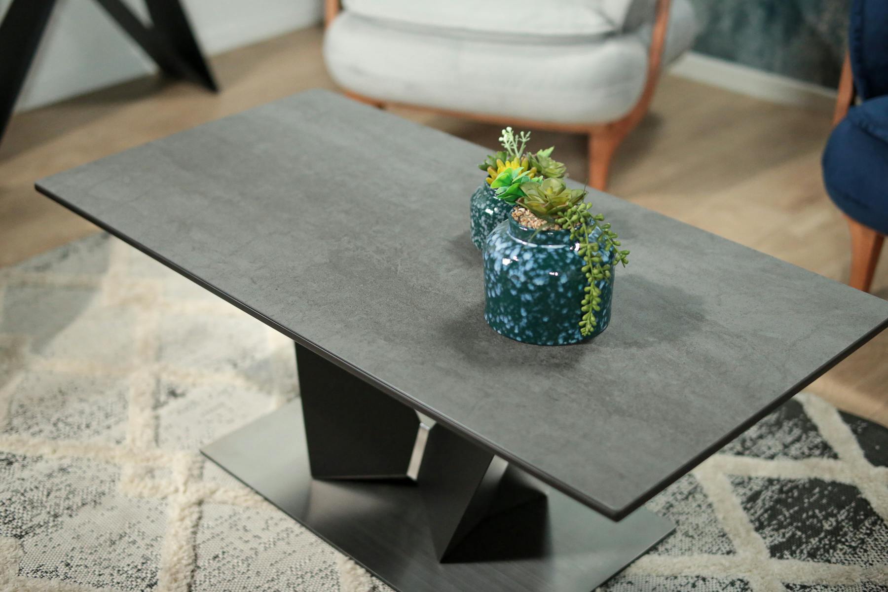 Table Basse En Céramique Avec Pied Design LOMBARDIE | Tables Basses ...