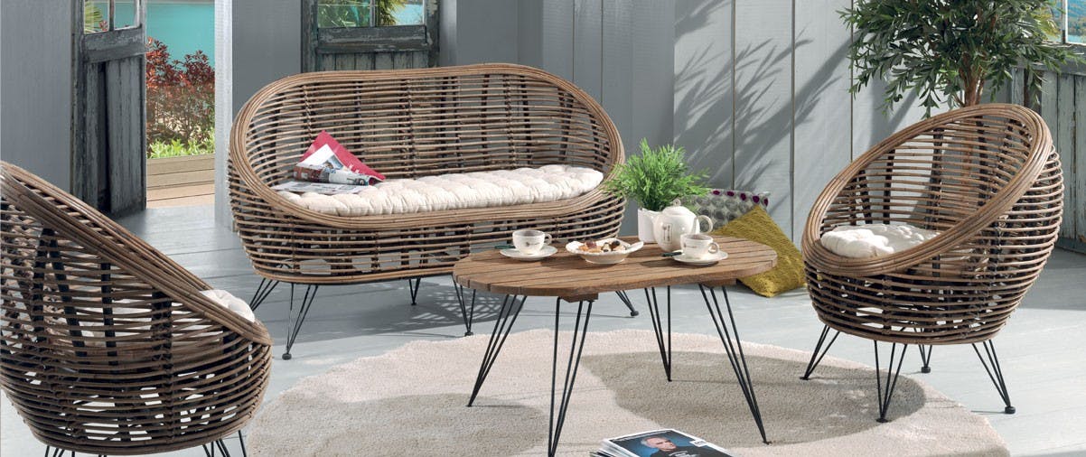 Table basse en bois pieds metal epingle de style industriel