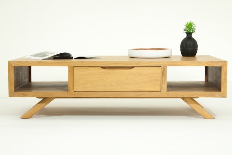 Table basse en bois deux tiroirs de style scandinave