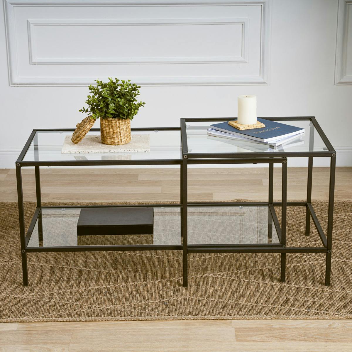 Table basse gigogne en verre à cadre noir (lot de 2) TULUM