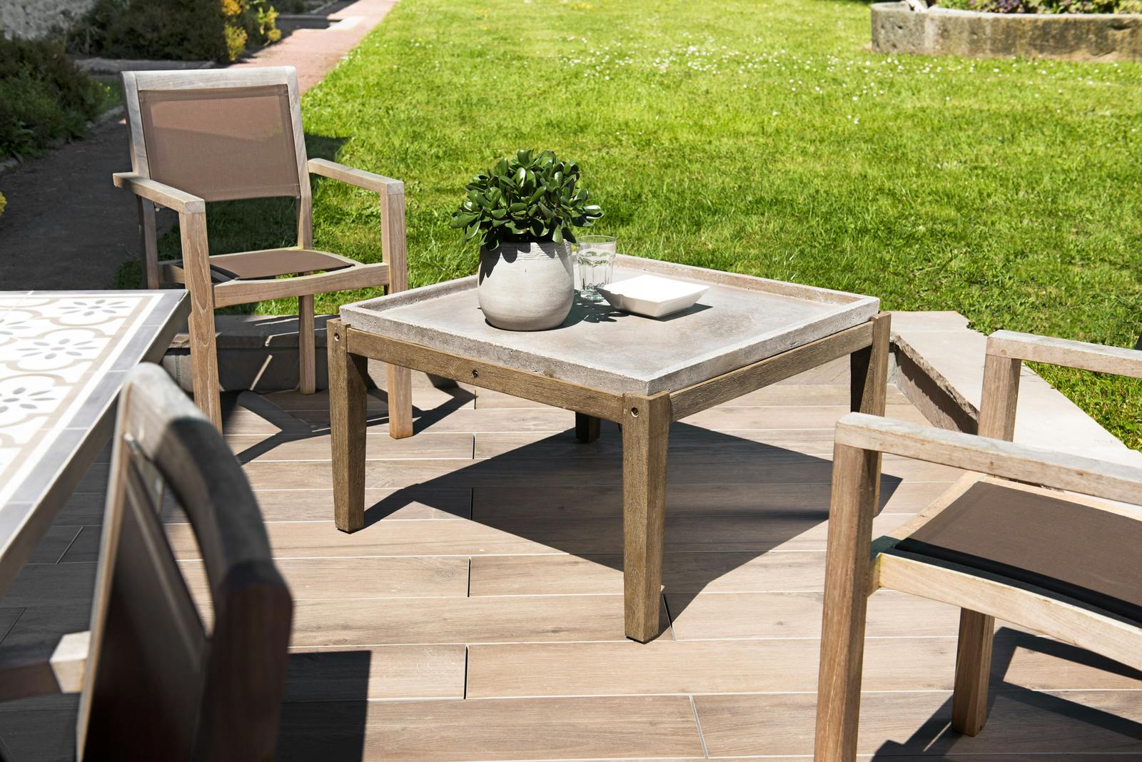 Table basse jardin acacia béton forme carrée GM HERCULE