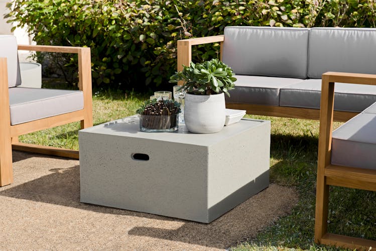 Table basse jardin béton forme carrée SUMMER