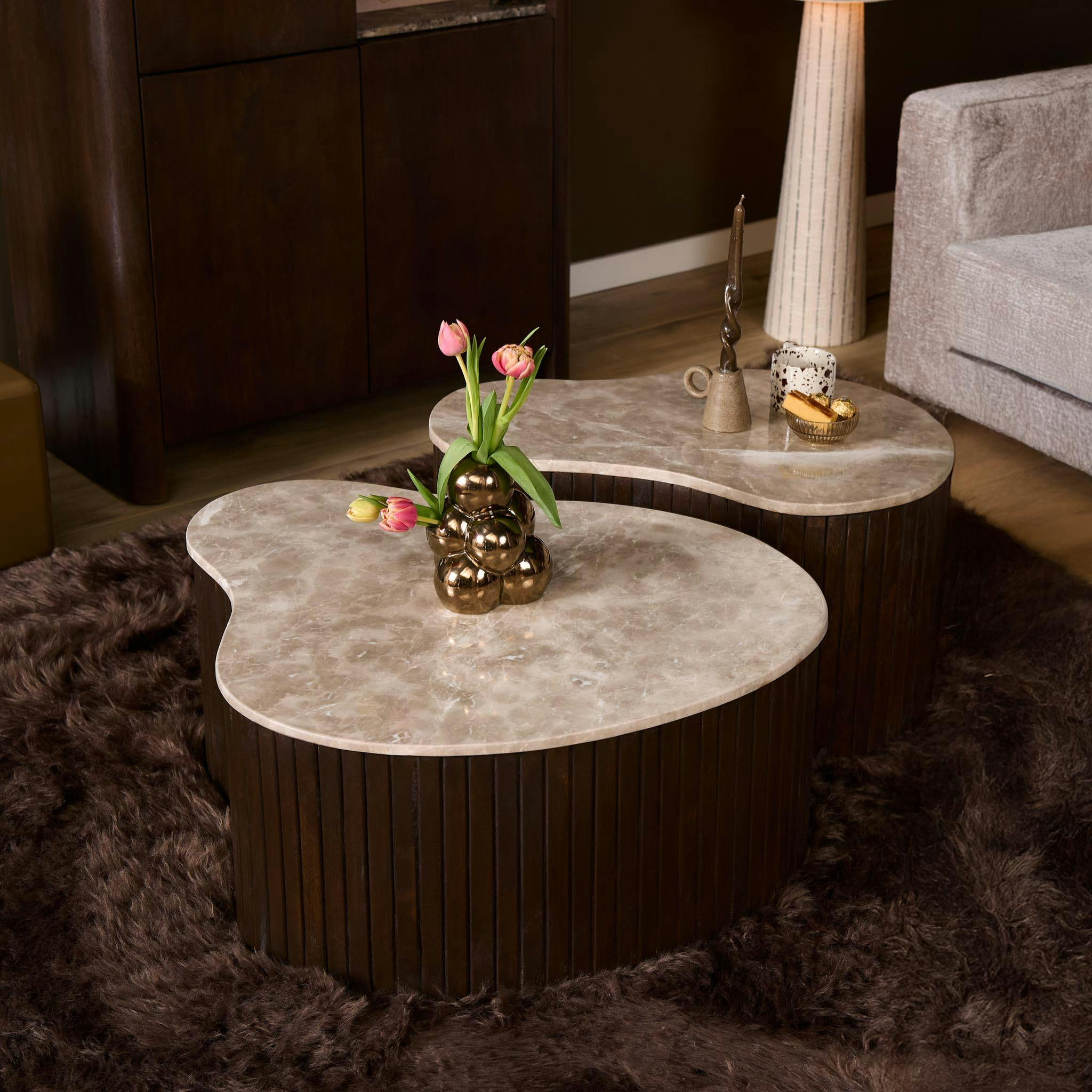 Table basse marbre et bois brun design organique 84 cm DUOMO