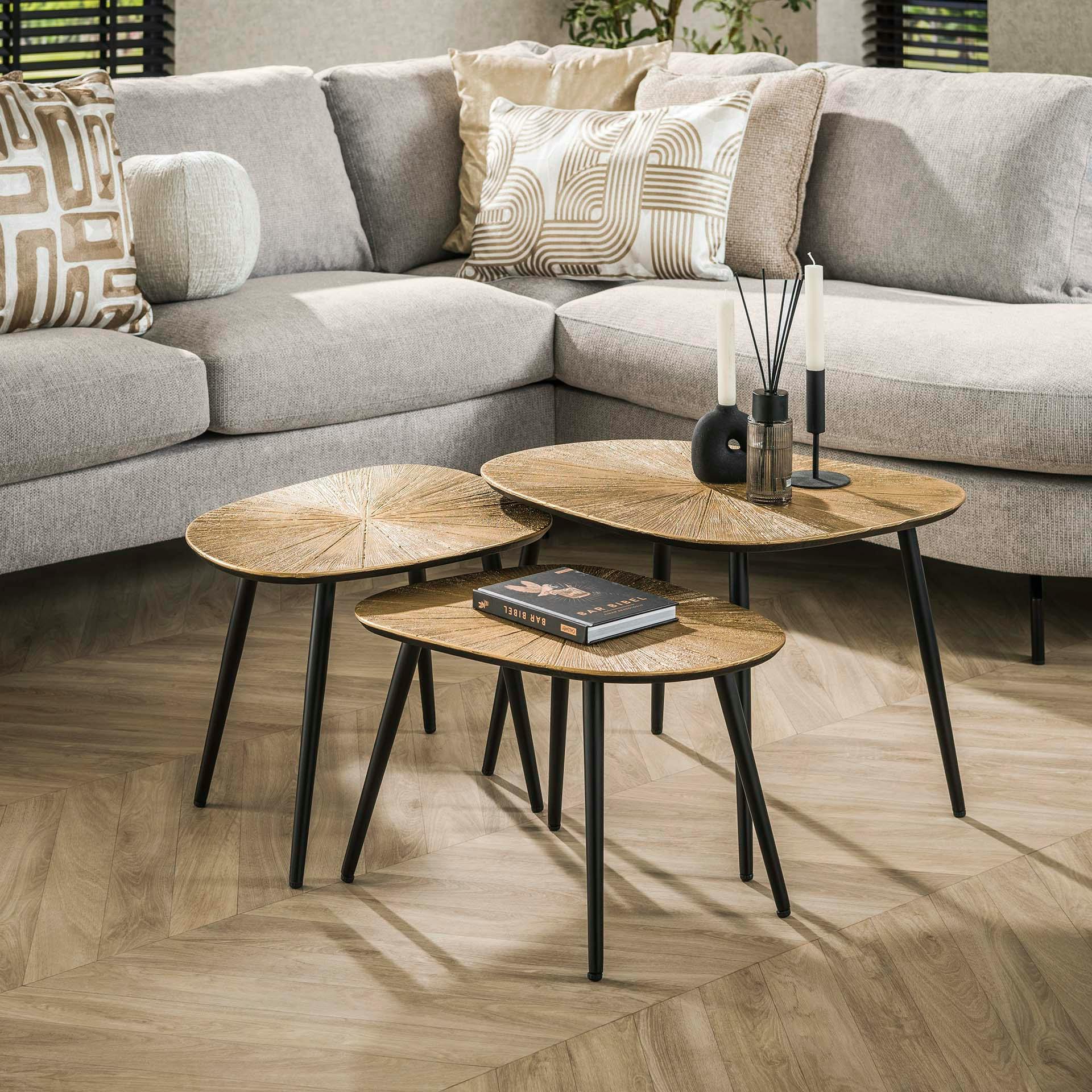 Table basse organique, forme carrée RALF