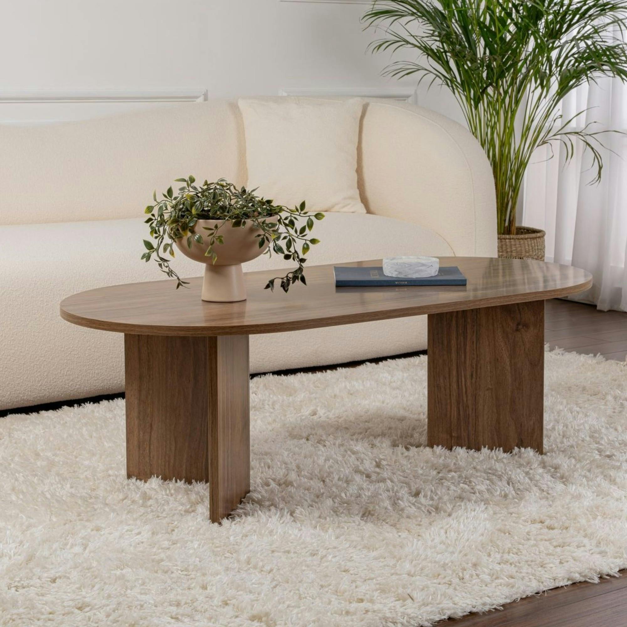 Table basse ovale effet bois de noyer - pieds en V MARFA