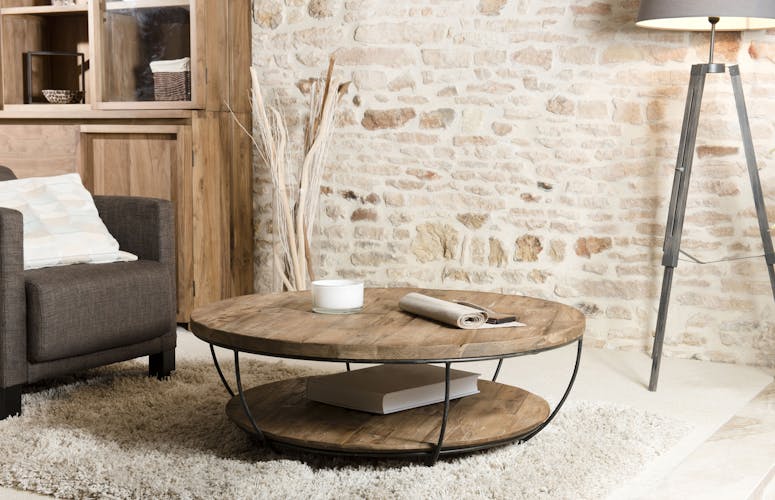 Table basse ronde en bois recycle et metal noir style contemporain