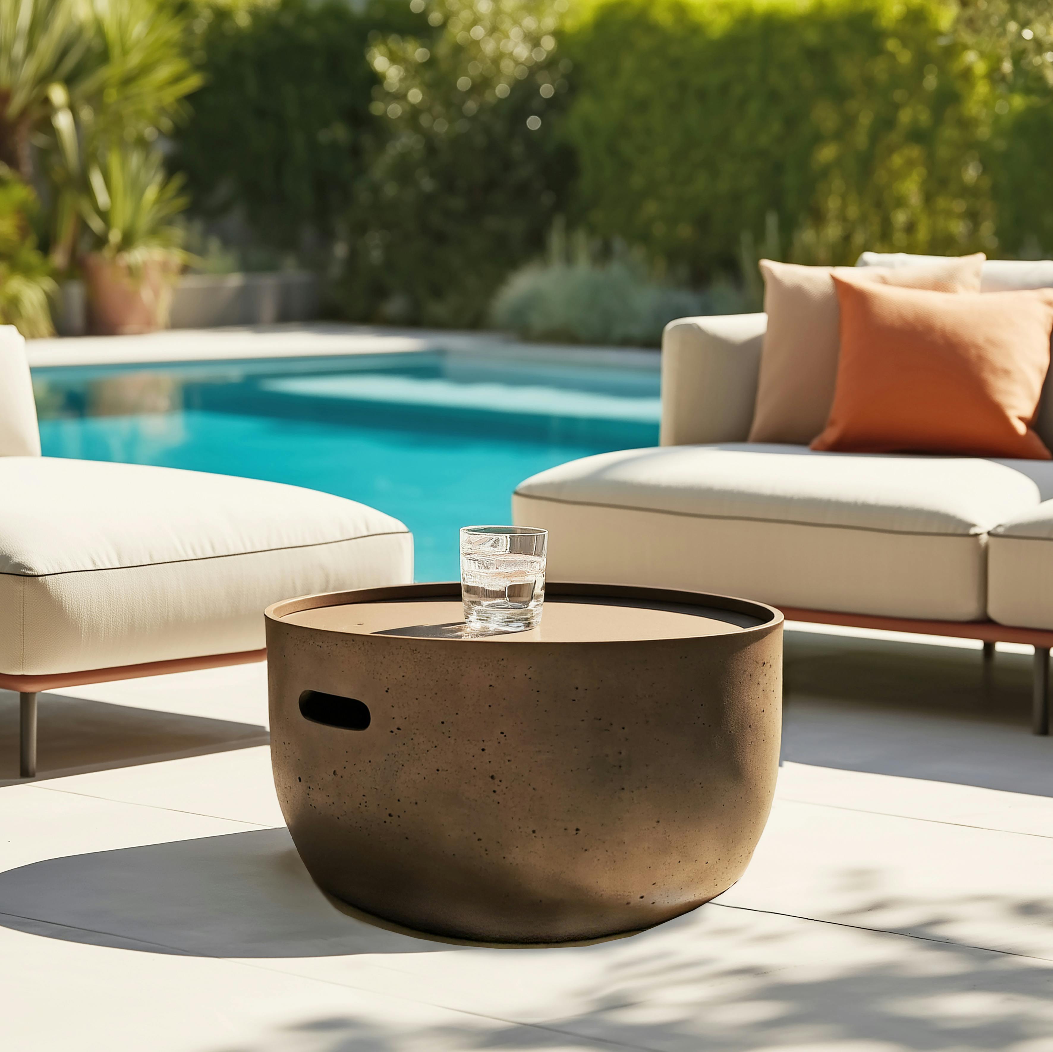 Table basse ronde en béton marron D58cm CALVI