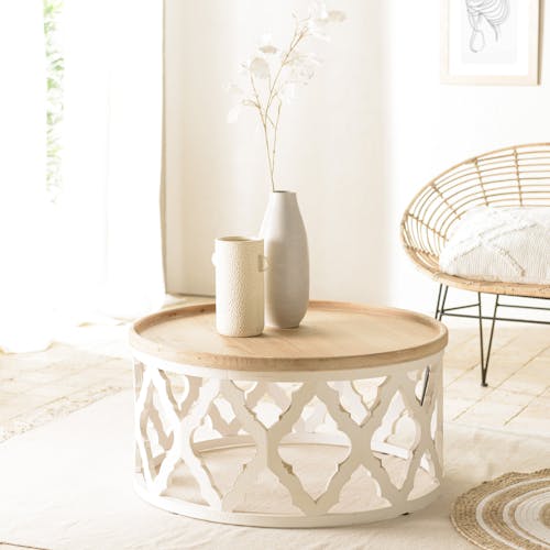 Table basse ronde en bois blanc vintage