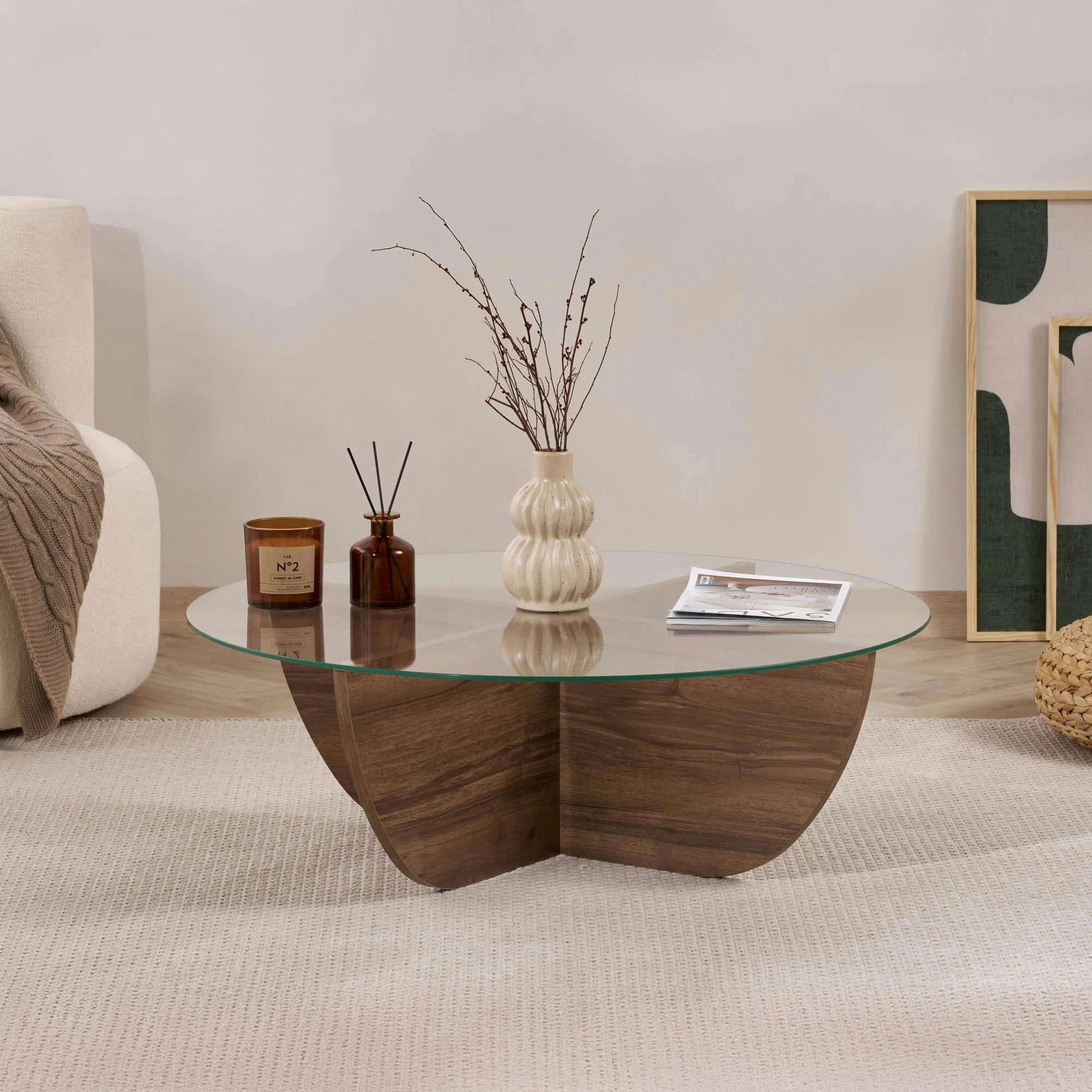 Table basse ronde en verre pied croisé effet noyer SALTA