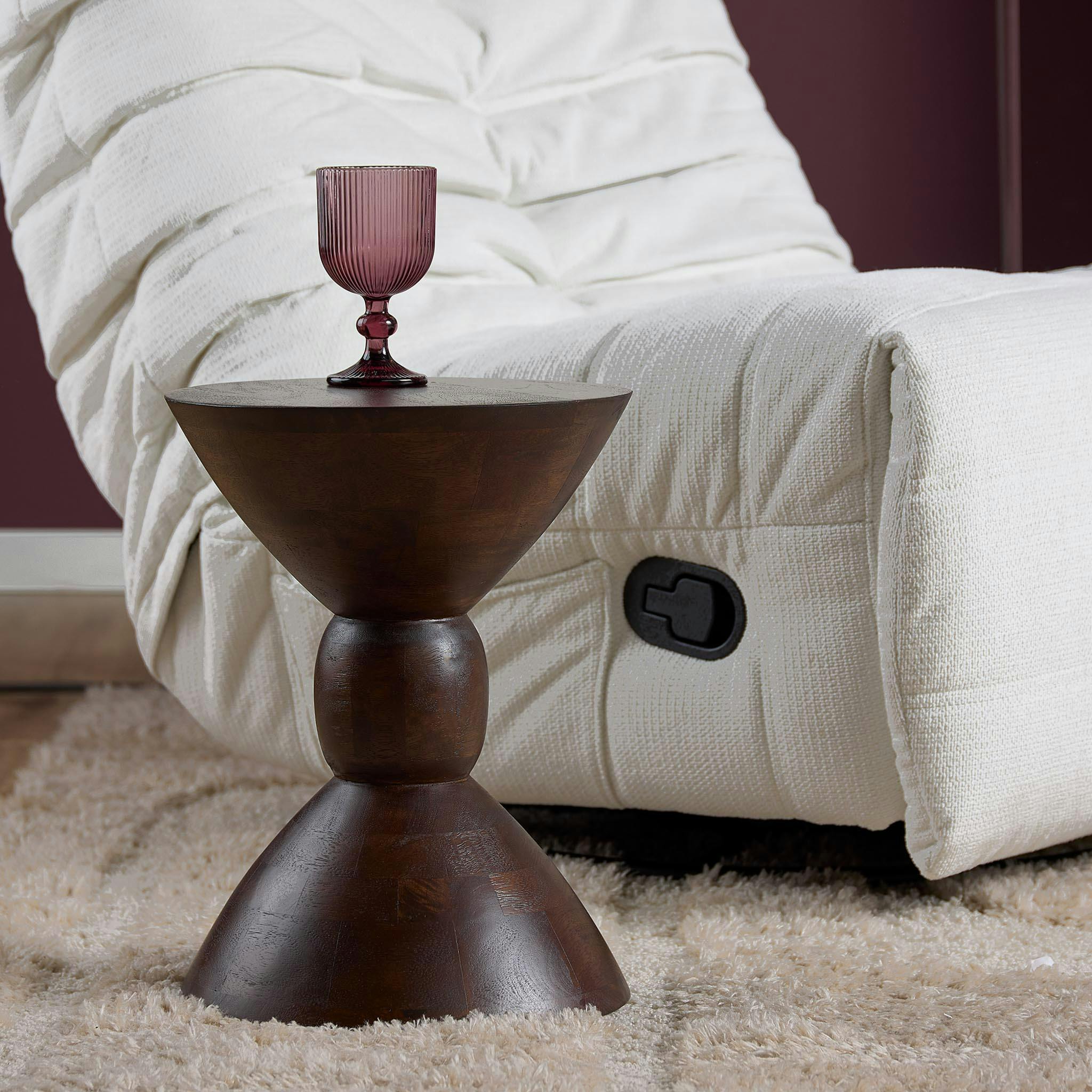 Table d'appoint en bois foncé design sablier ALMA