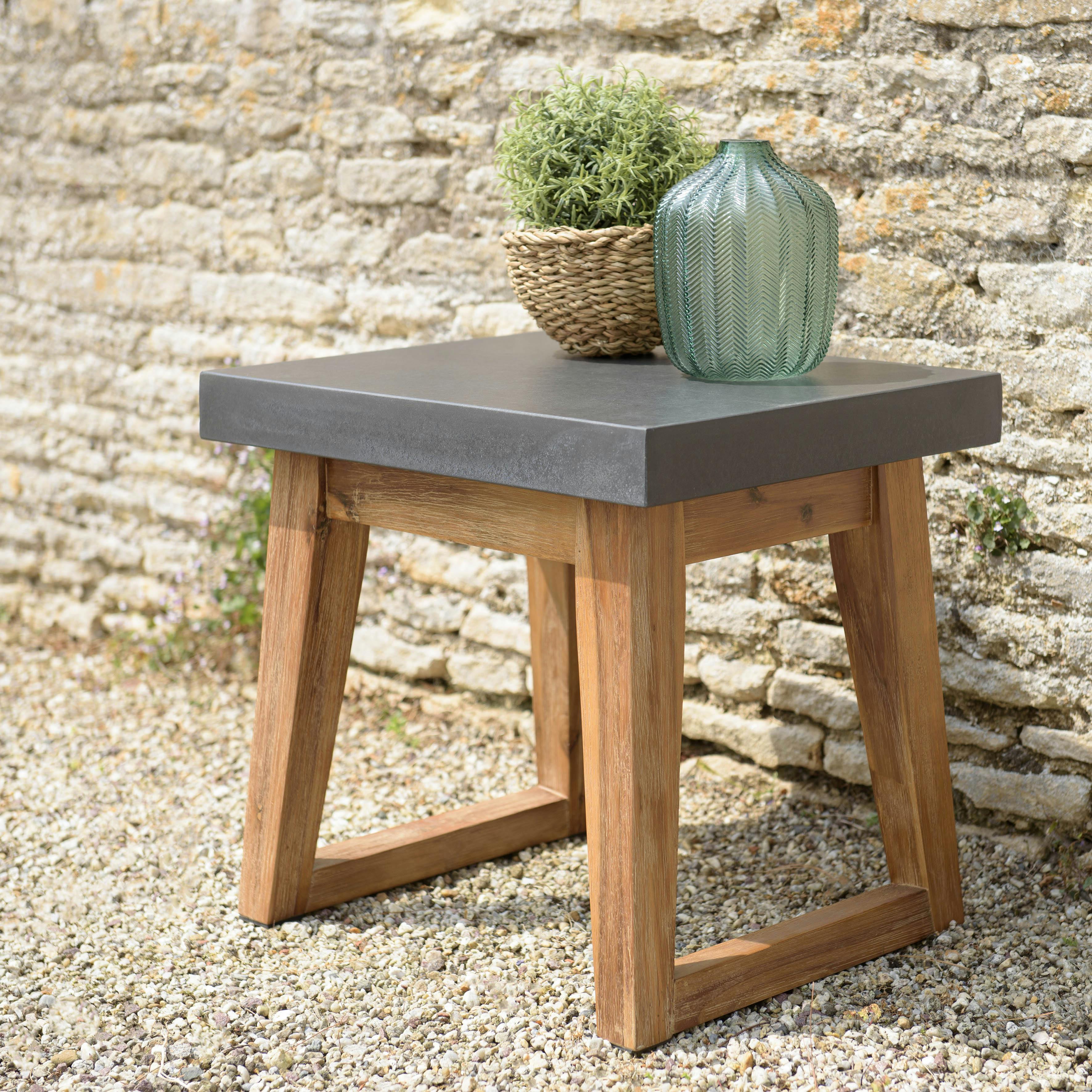 Table d'appoint pour jardin bois et résine effet béton HERCULE