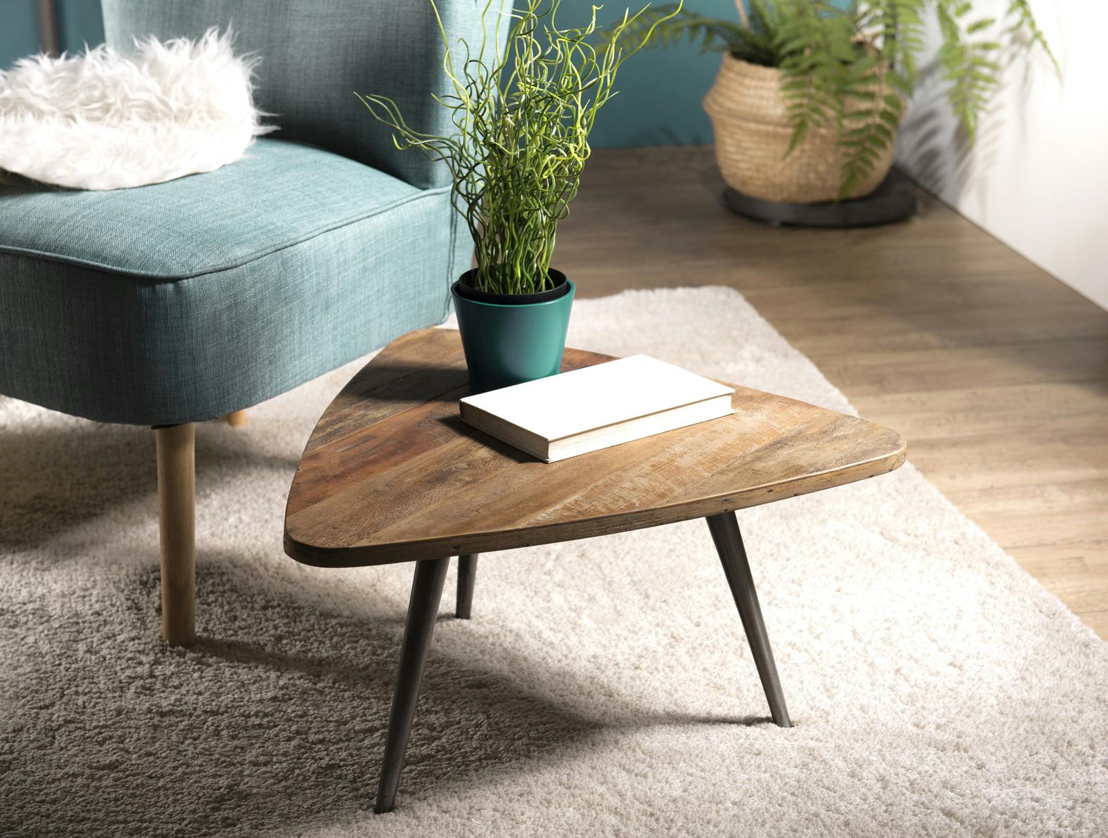 Table d'appoint triangulaire teck recyclé PM SWING