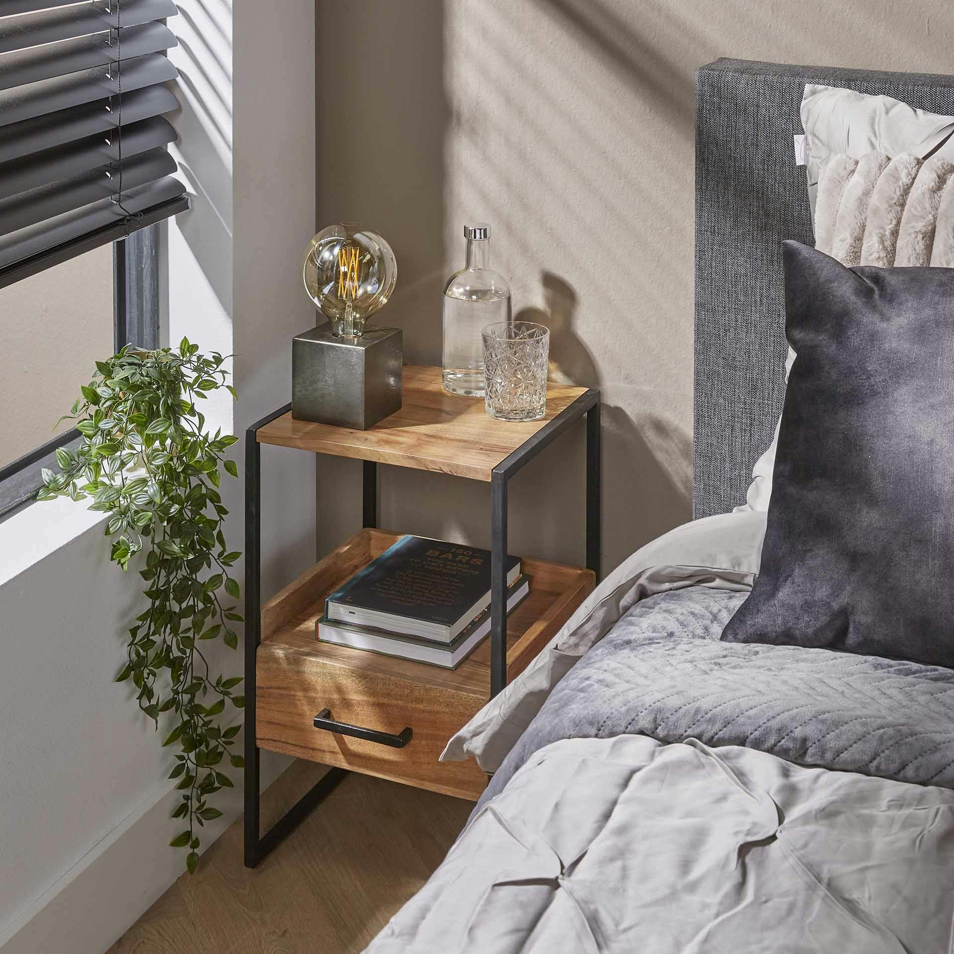 Table de chevet en bois d'acacia avec niche et tiroir MELBOURNE