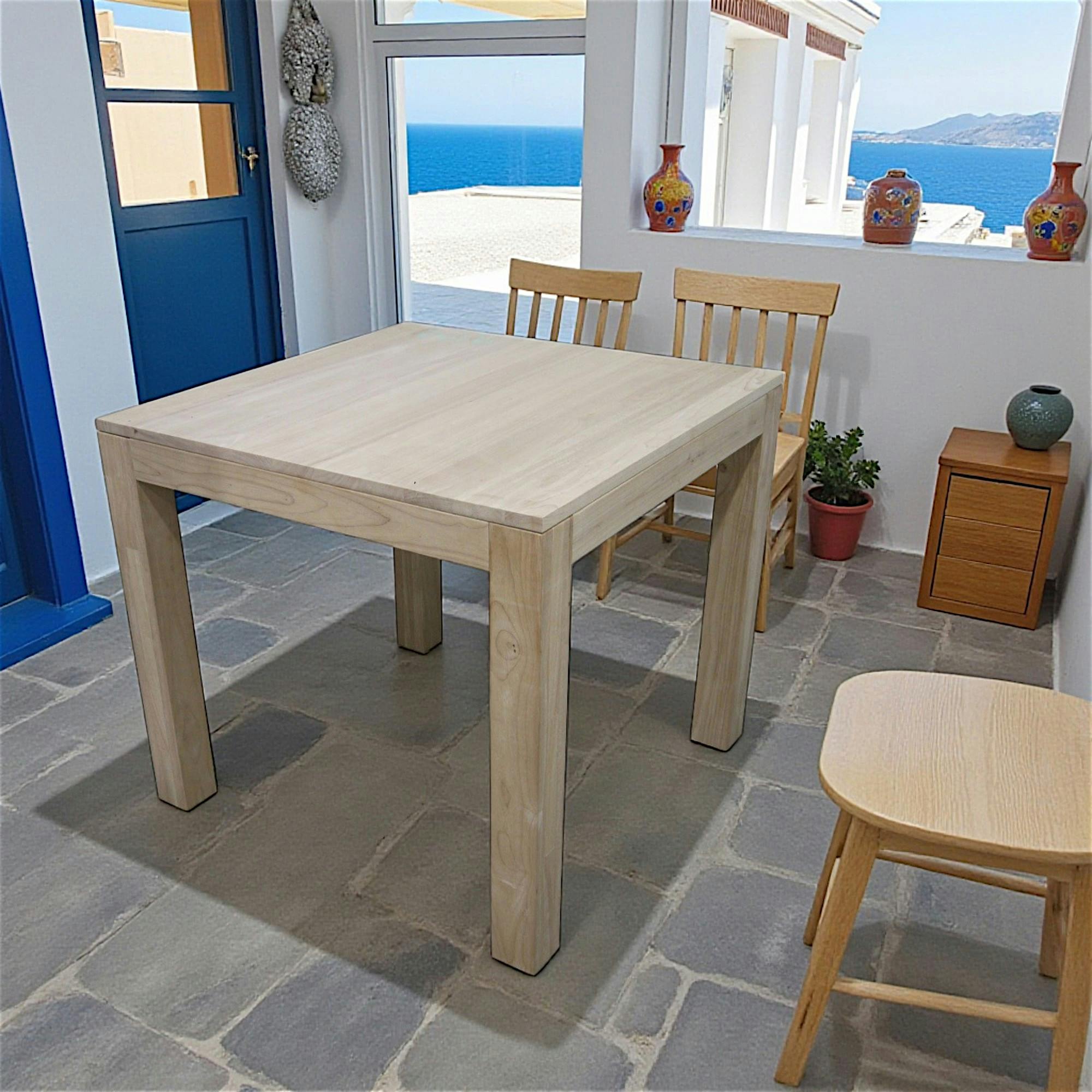 Table de repas carrée Hévéa 85x85x76cm HELENA