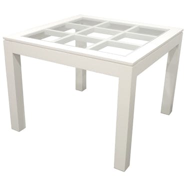  Table de repas carrée Hévéa avec plateau verre posé sur quadrillage bois 100x100x76cm HELENA