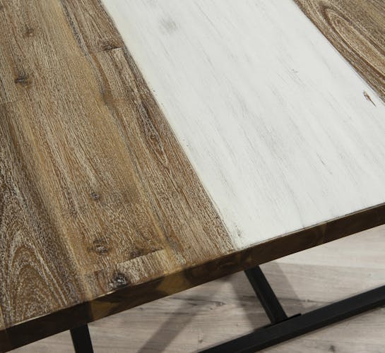 Table a manger en bois pieds metal de style contemporain