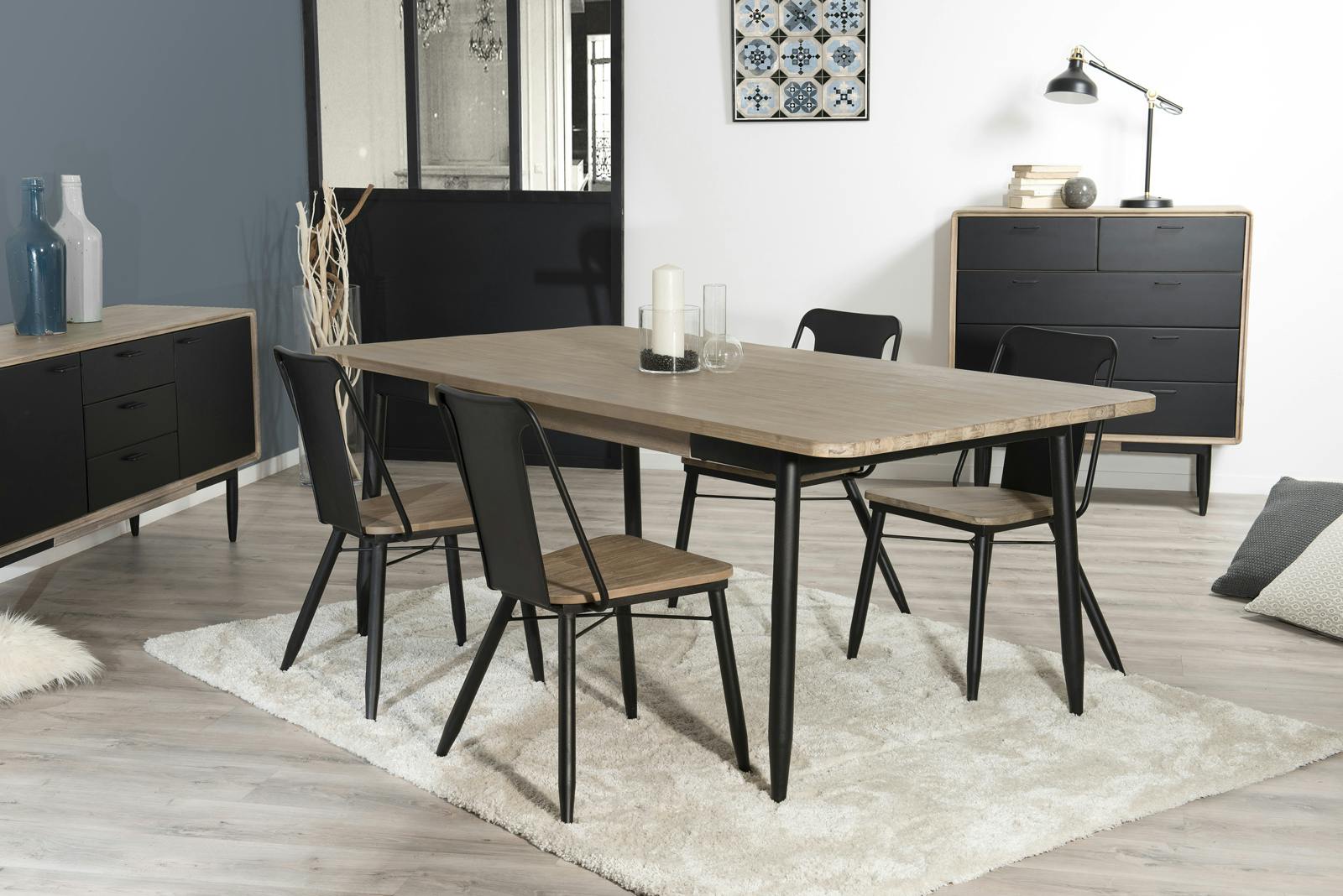 Table a manger rectangulaire en bois pieds metal style contemporain